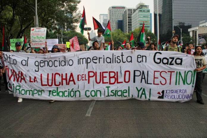 Colectivos realizaron la marcha por el aniversario 76 de la Nakba, que conmemoró la catástrofe del destierro de 700,000 palestinos, en el estado de Israel.