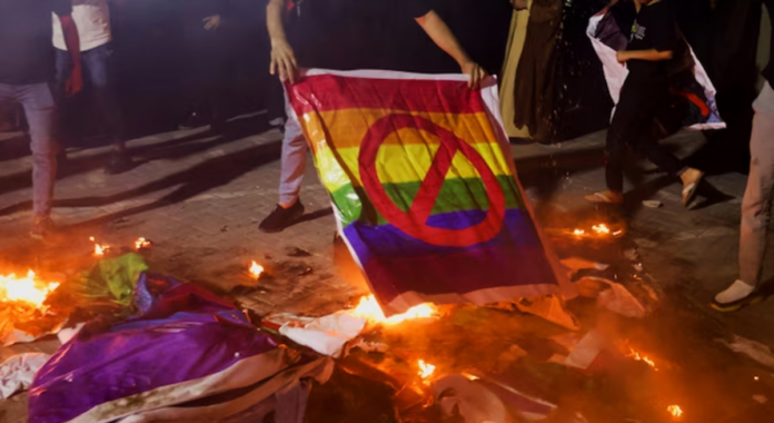 Foto: EP | Ley Iraquí pretendía la pena de muerte para quien tuviera preferencias por su mismo género. Atenta contra la comunidad LGBT.