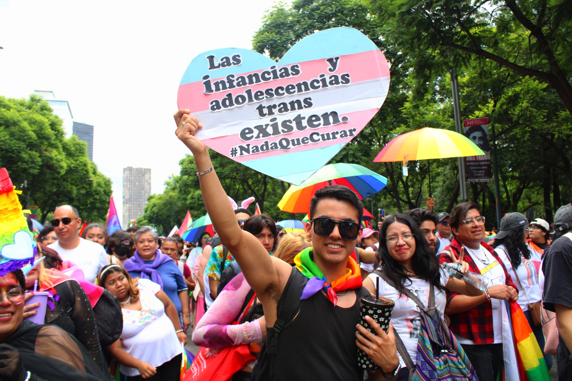 Ciudad de México, 29 de junio del 2024. El día de hoy se realizó la edición número 46 de la Marcha del Orgullo LGBT en la Ciudad de México. Esta movilización es una de las más importantes para la comunidad porque visibiliza, promueve y celebra la diversidad.