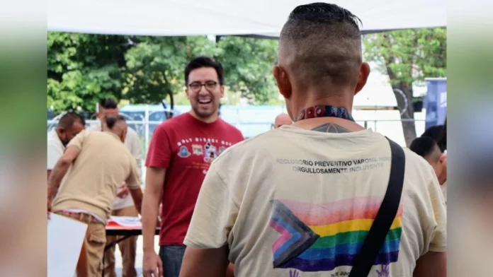 Foto: Reinserta | El Reclusorio Norte en el marco del orgullo LGBTIQ+ realizó marcha para visibilizar y concientizar sobre sus derechos.