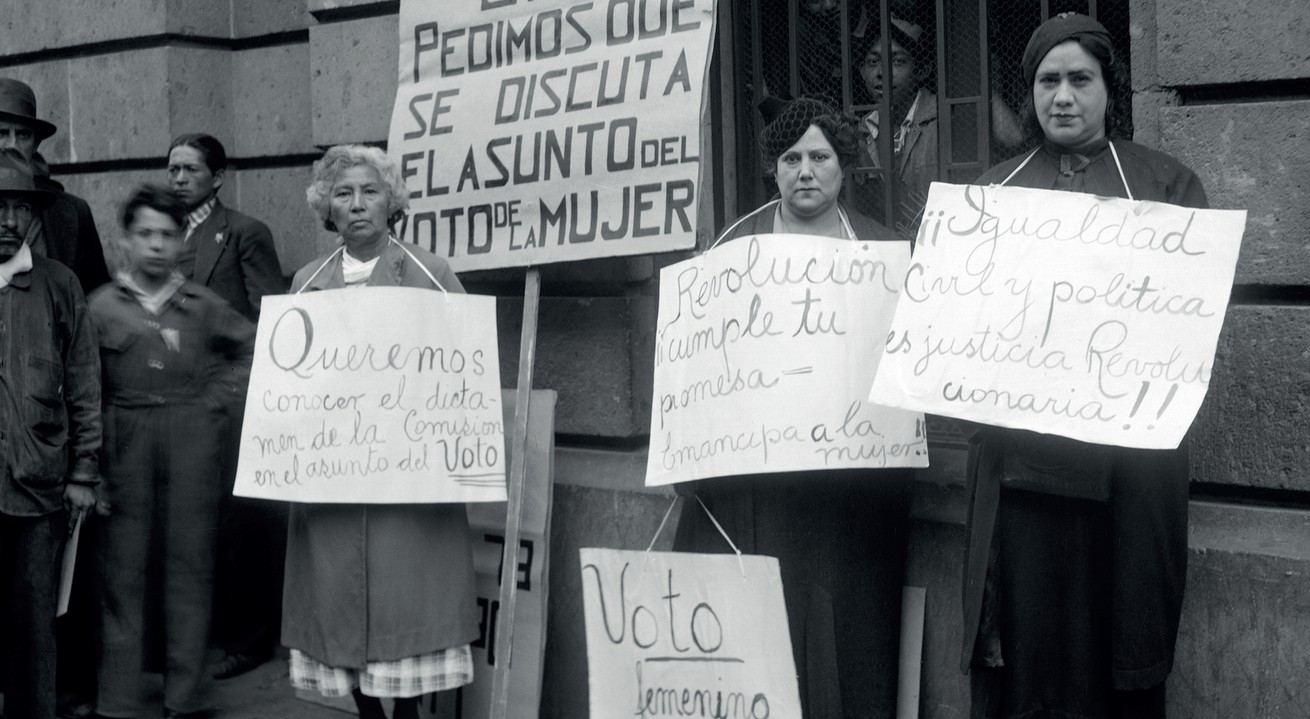 Este 3 de julio del 2024, se conmemoraron 69 años del primer voto femenino en México. Después de una dura y constante lucha, las mujeres lograron participar por primera vez en las elecciones de la XLlll Legislatura del Congreso de la Unión, el 3 de julio de 1955.
