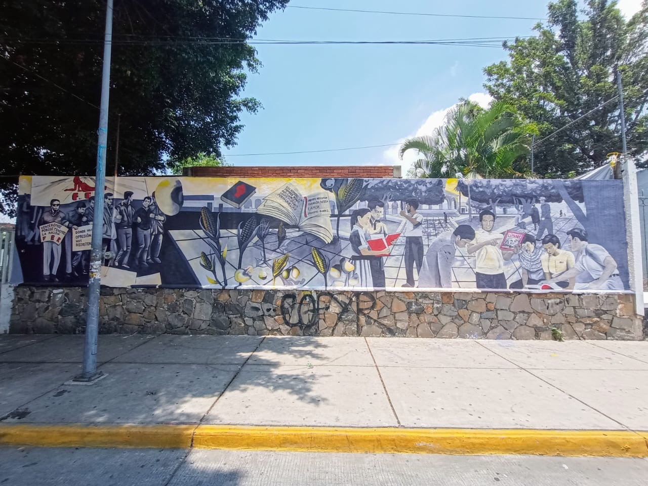 El Mural 1, está en el Jardín de Niños “Silvano Barba”, Av. Francisco Javier Mina No. 968 en San Andrés, Guadalajara.