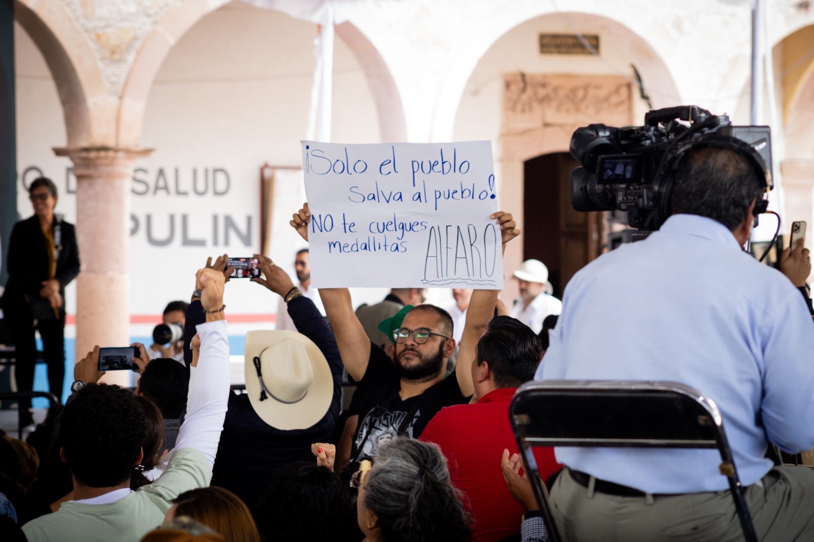 AMLO inaugura la controvertida presa El Zapotillo