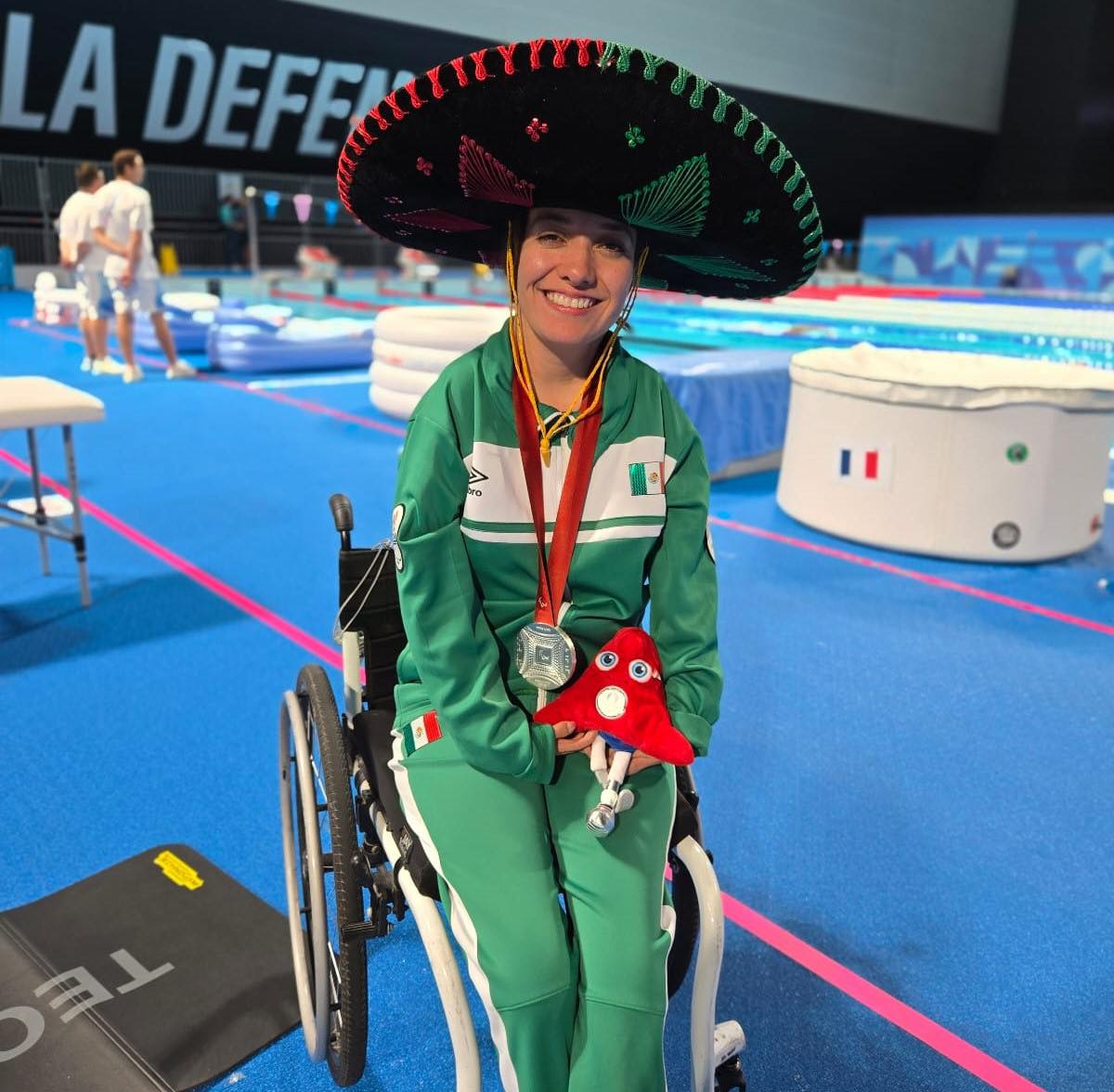 Con un tiempo de 2:21.79, la nadadora azteca logró quedarse con medalla de Plata en la prueba 100m dorso categoría S2, otorgando el primer triunfo a México en los Paralímpicos 2024.