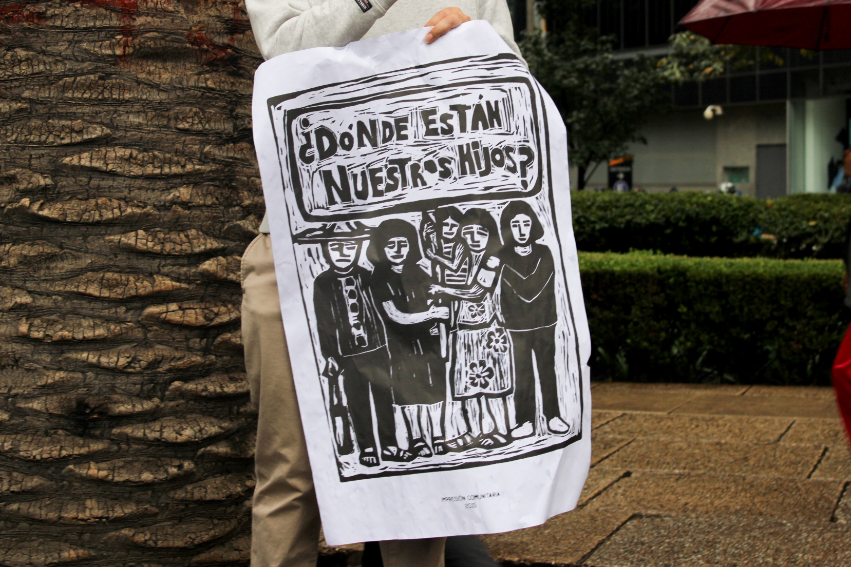 Se cumplen 10 años de la desaparición forzada de los 43 estudiantes de Ayotzinapa. Un largo camino de injusticia, de impunidad, pero sobre todo, de resistencia.