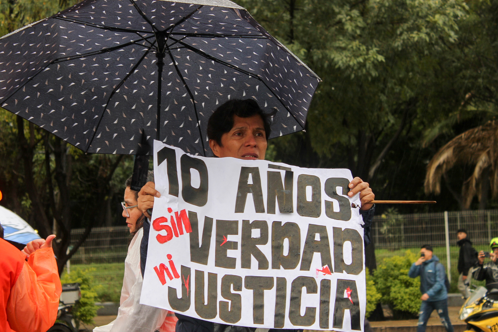 Se cumplen 10 años de la desaparición forzada de los 43 estudiantes de Ayotzinapa. Un largo camino de injusticia, de impunidad, pero sobre todo, de resistencia.