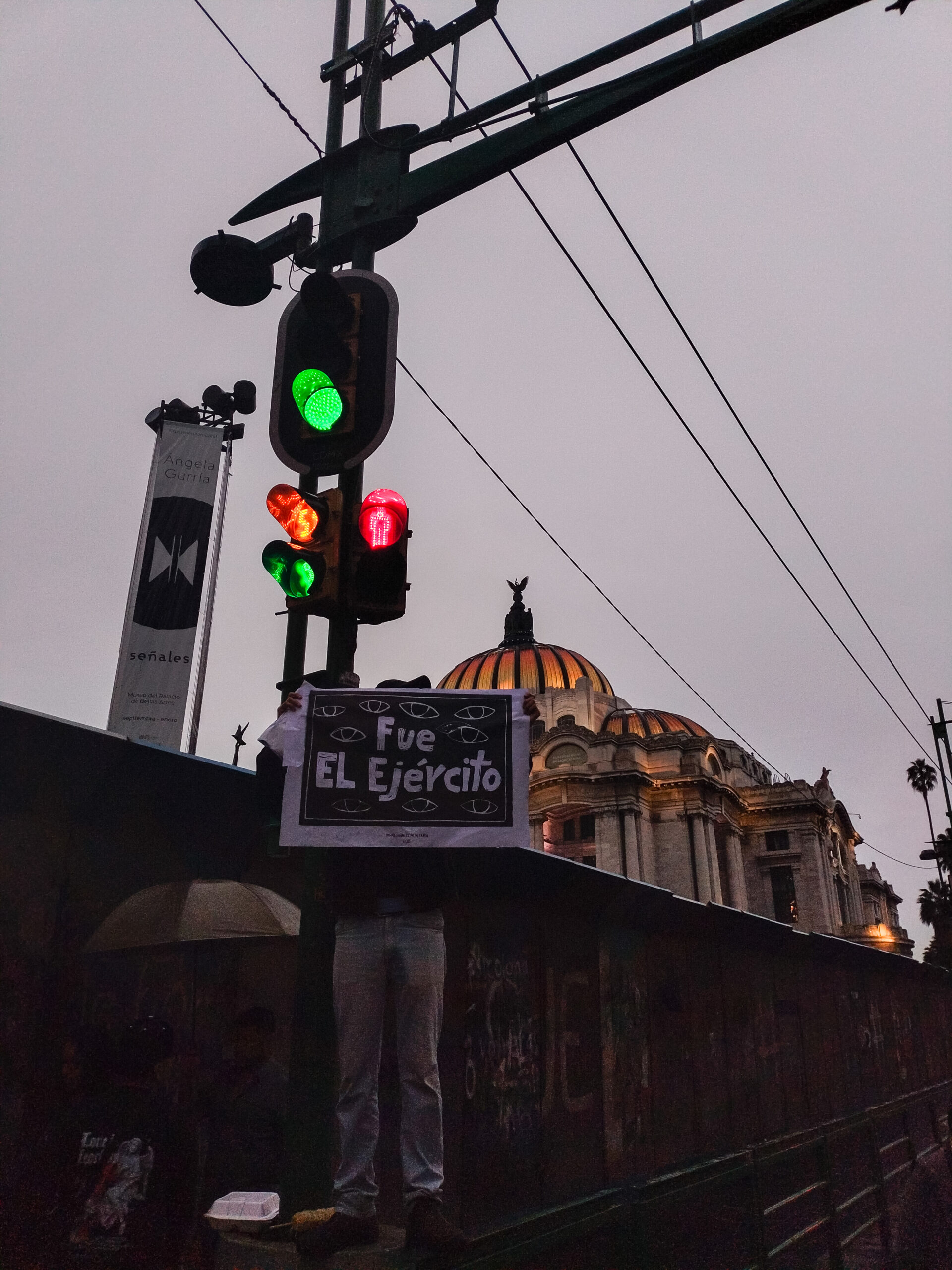 Se cumplen 10 años de la desaparición forzada de los 43 estudiantes de Ayotzinapa. Un largo camino de injusticia, de impunidad, pero sobre todo, de resistencia.