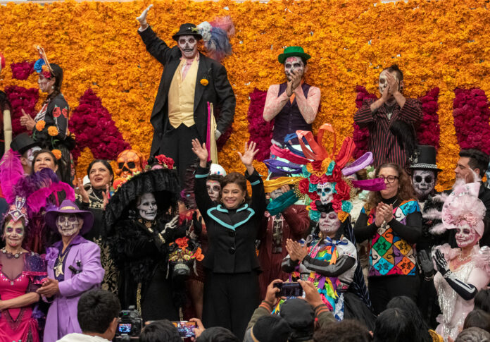 Anuncian las actividades culturales del dia de muertos en CDMX