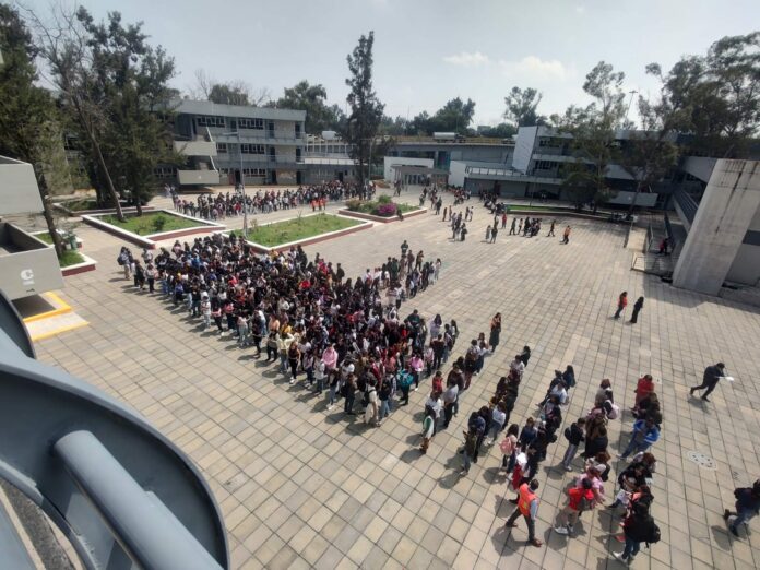 Universidad Rosario Castellanos