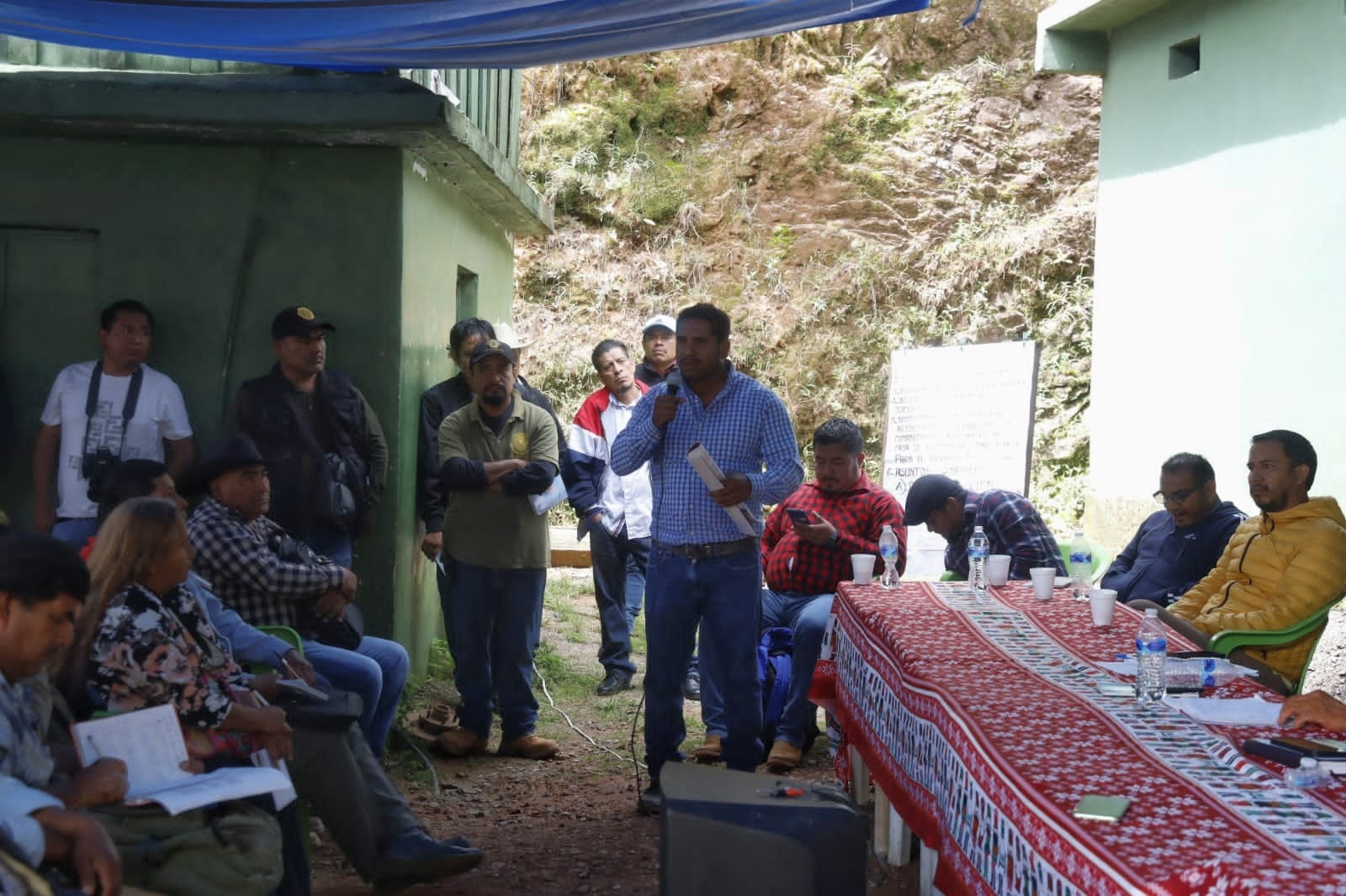 Comunidades indígenas de Guerrero exigen acción urgente tras el Huracán John