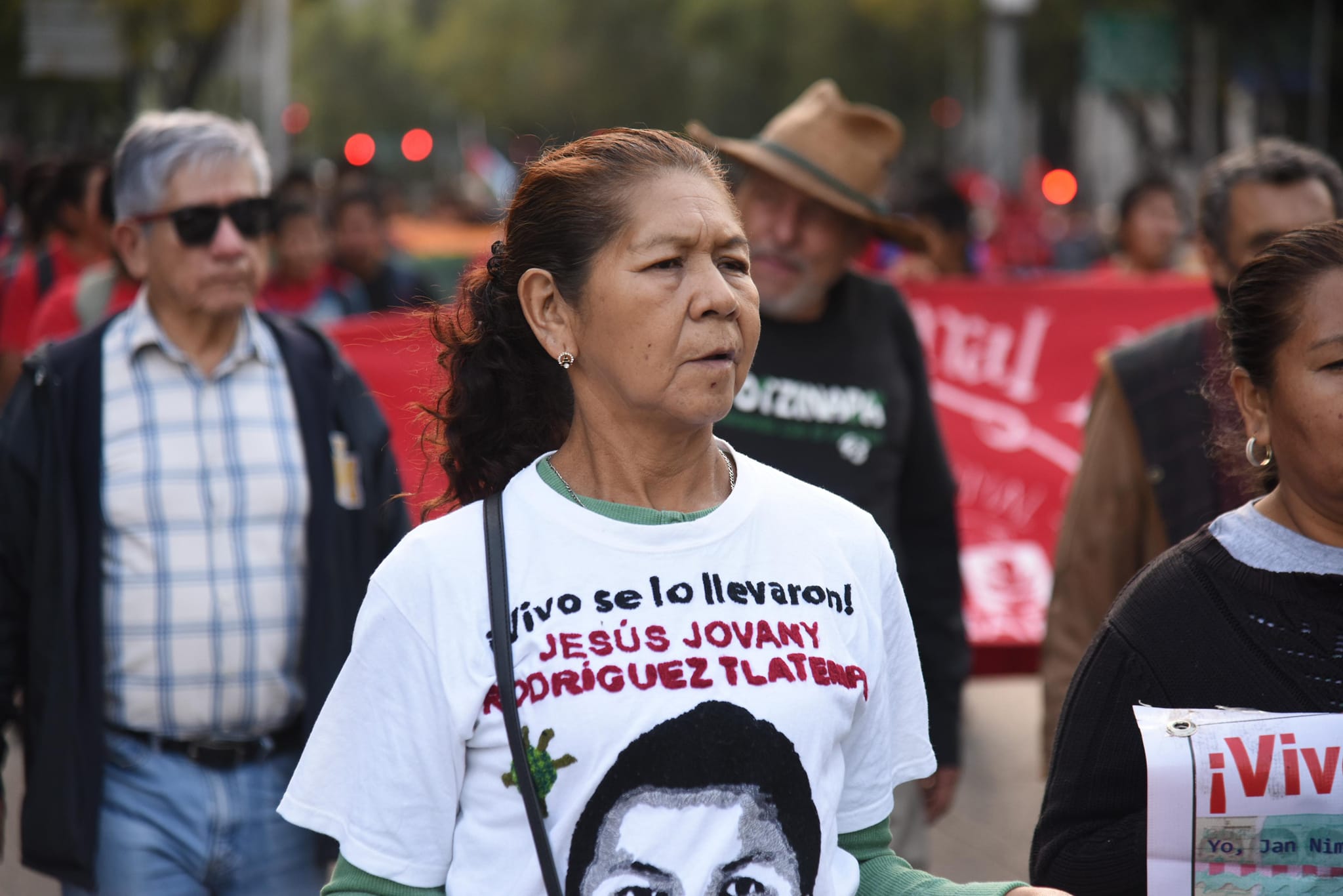 Ayotzinapa: Madres y padres exigen acción a Claudia Sheinbaum tras 121 meses de impunidad