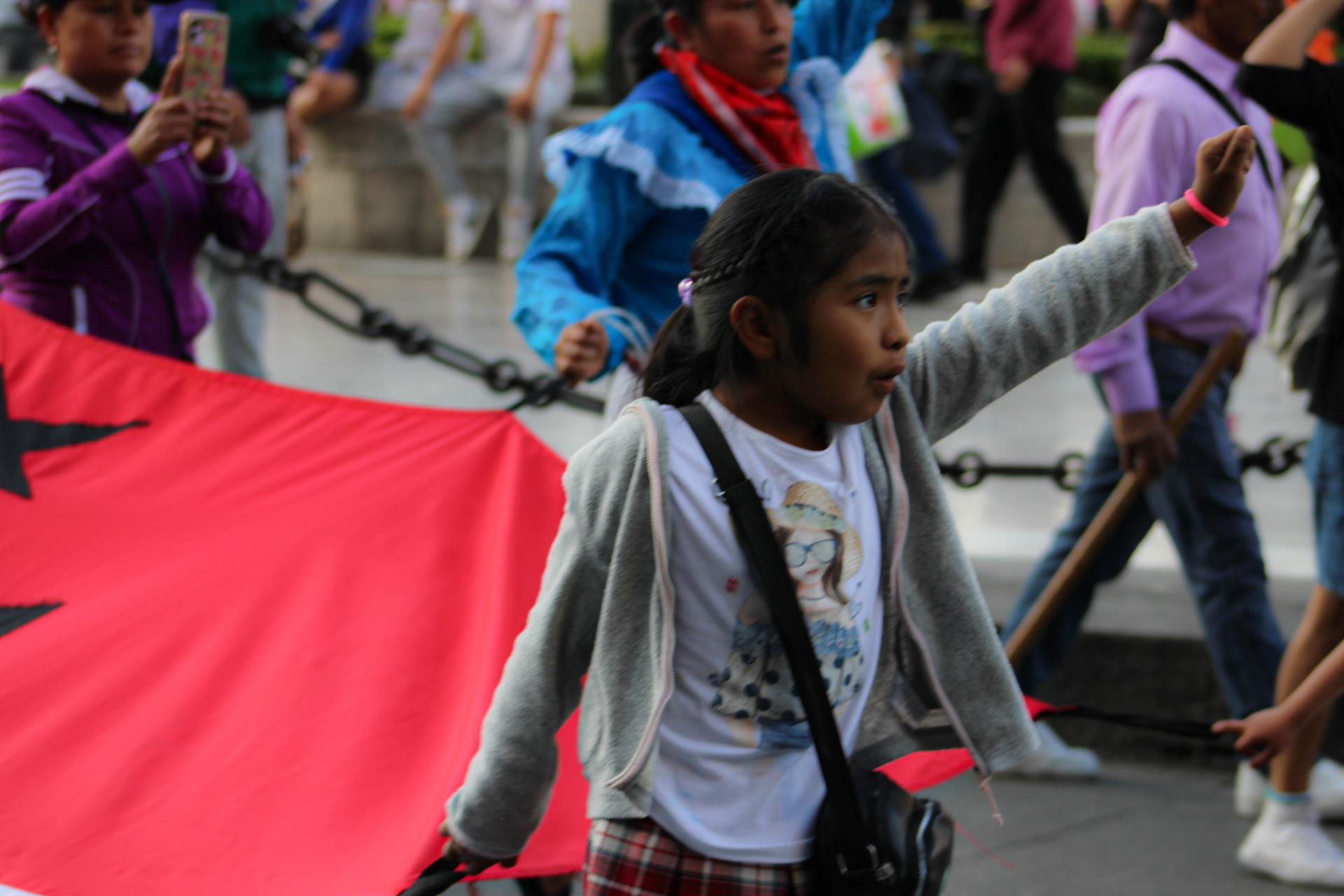 Se llevó a cabo una marcha y un mitin de denuncia contra la violencia hacia los pueblos zapatistas, para exigir justicia y un alto a la guerra contra el EZLN.