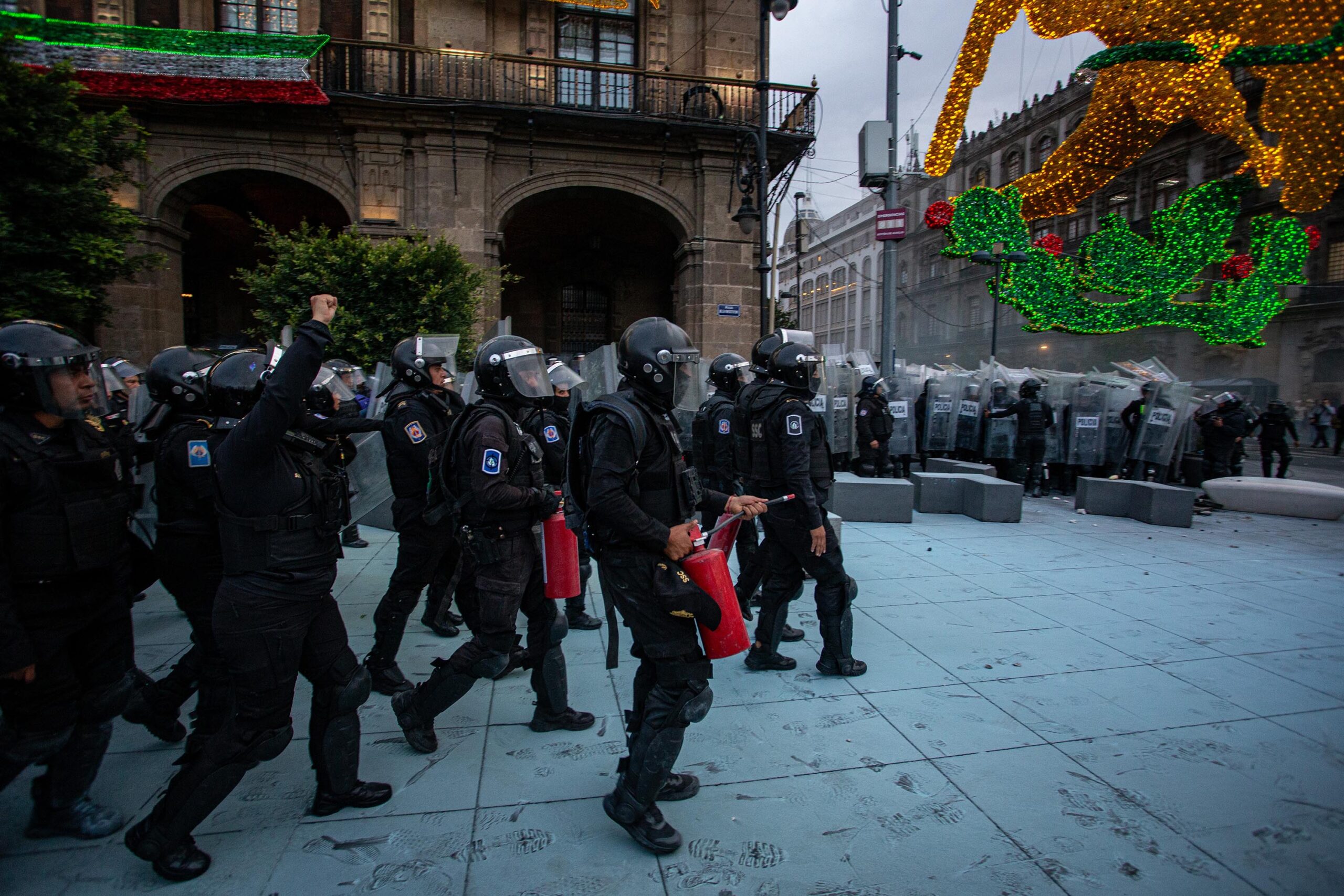 A 56 años de la Masacre de Tlatelolco, marchan por justicia y verdad