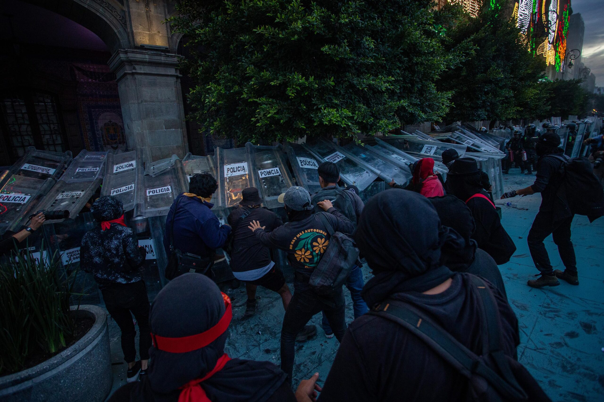 A 56 años de la Masacre de Tlatelolco, marchan por justicia y verdad