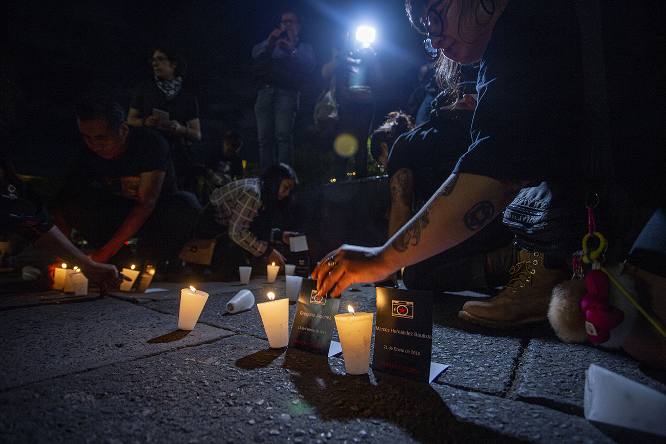 Exigen justicia para periodistas asesinados durante el Encuentro Fotográfico México 2024 en Guadalajara