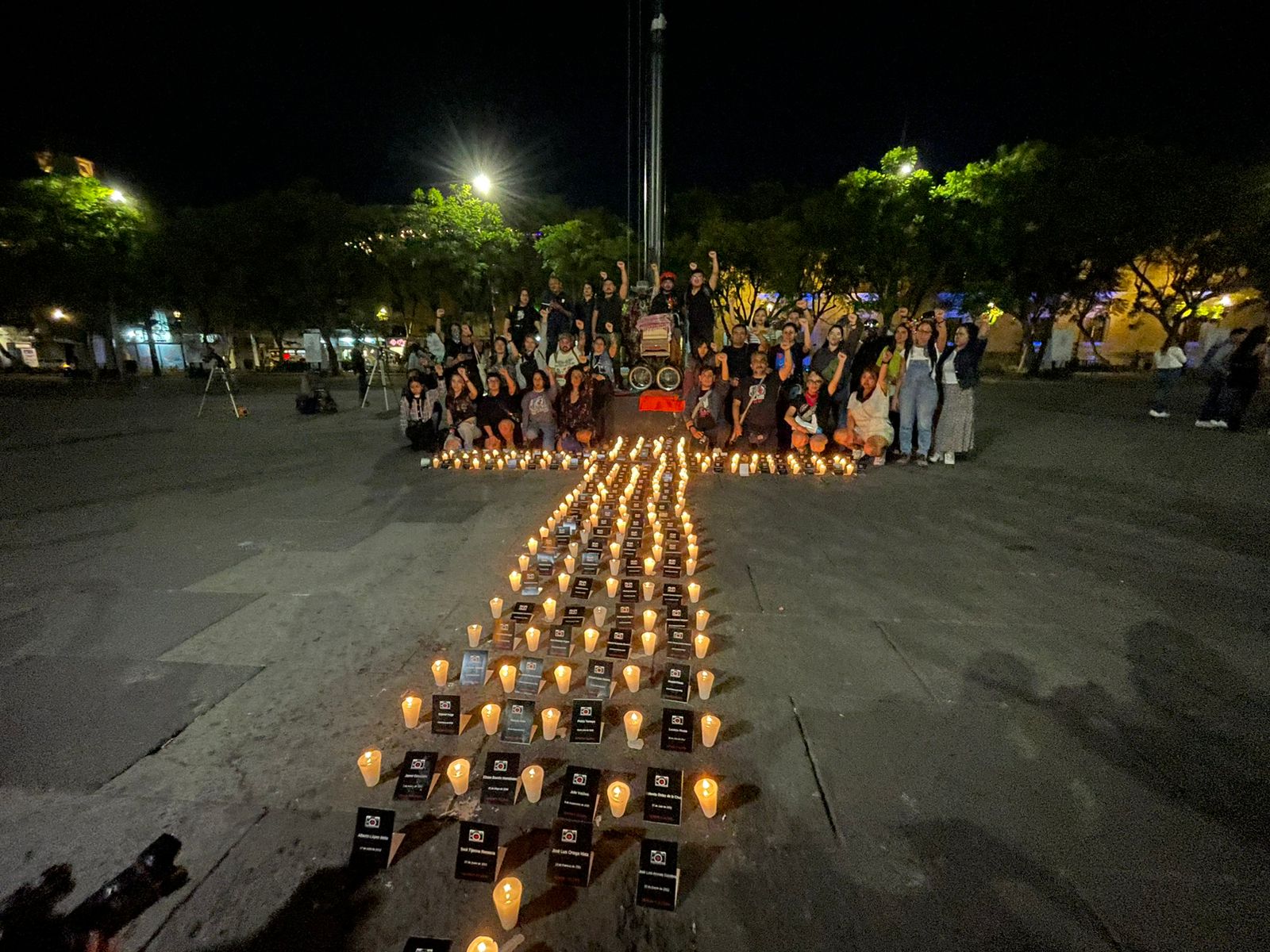 Exigen justicia para periodistas asesinados durante el Encuentro Fotográfico México 2024 en Guadalajara