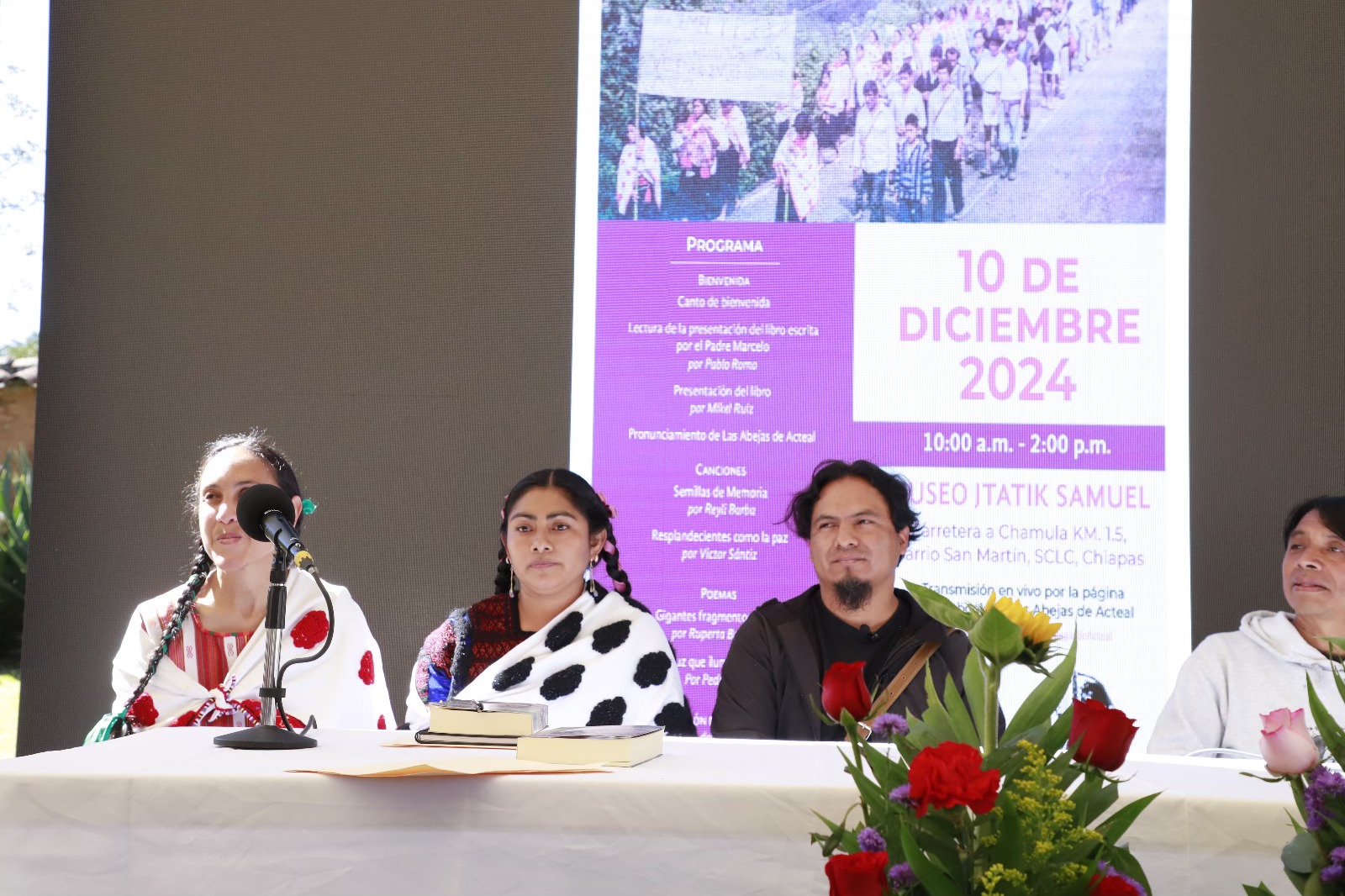 Presentan el libro Las Abejas de Acteal: El Camino de la No-Violencia en conmemoración de su 32 aniversario