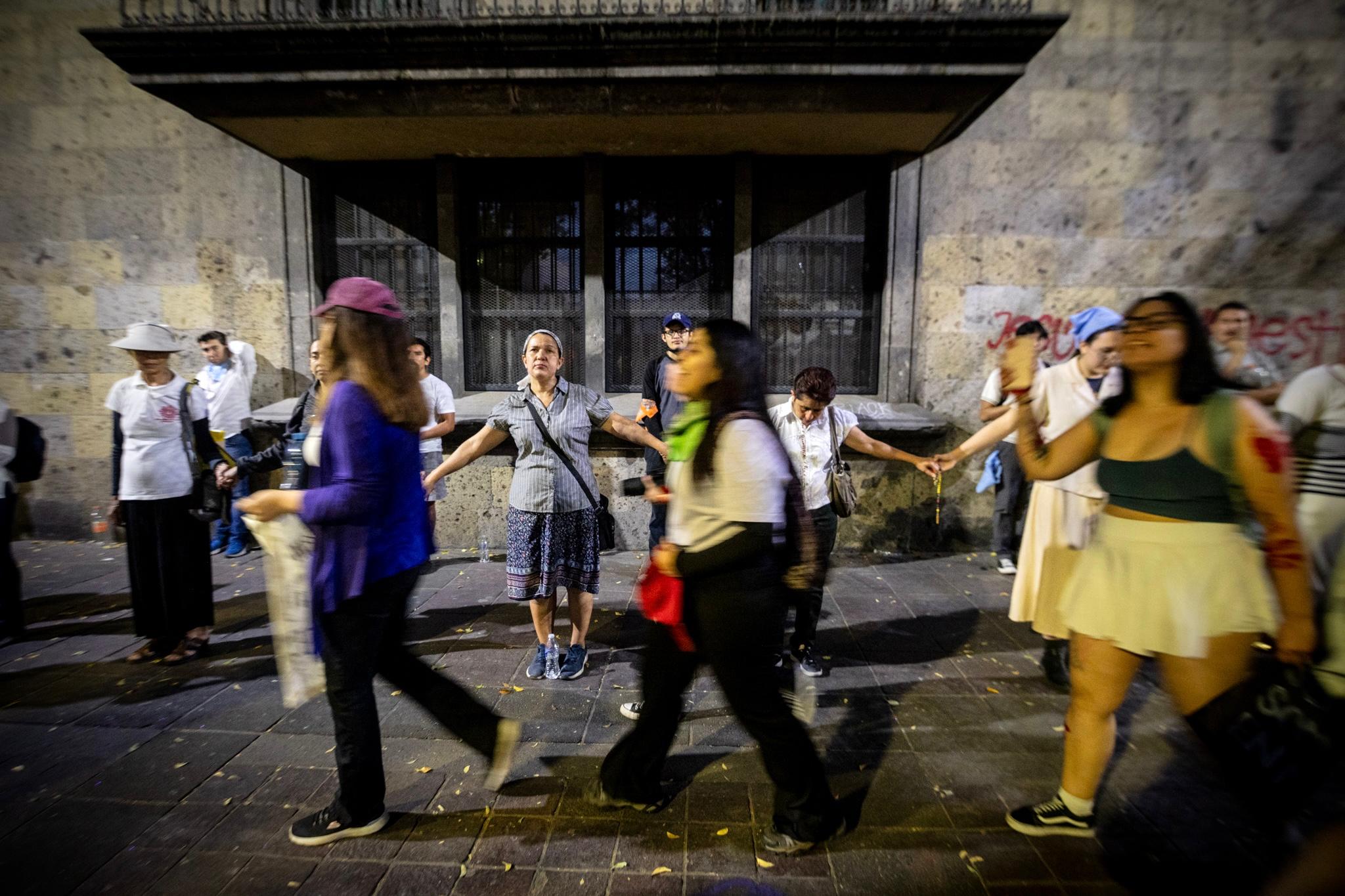 Miles de mujeres alzan la voz en Guadalajara en el 8M 2025