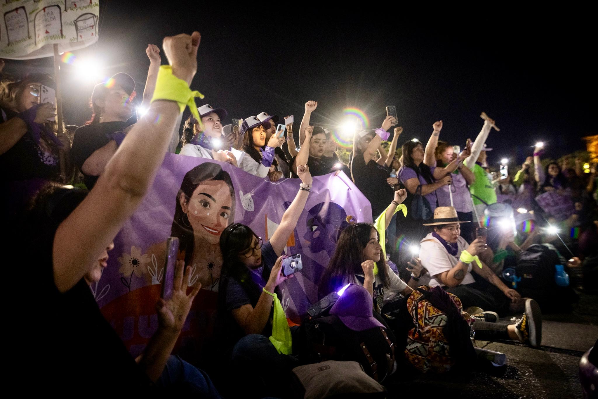 Miles de mujeres alzan la voz en Guadalajara en el 8M 2025