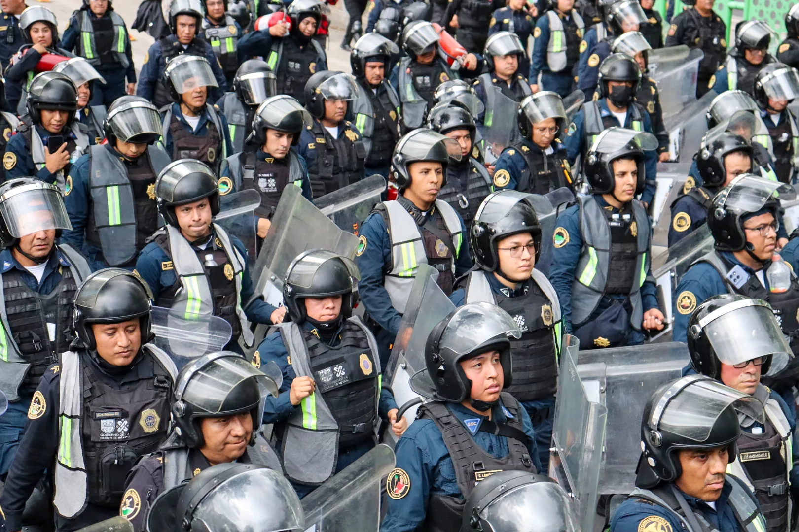 Segunda marcha contra la gentrificación en CDMX: vecinos exigen cancelar megaproyecto en Fuentes Brotantes 134